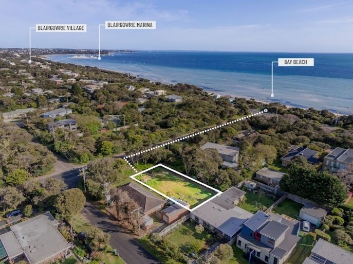Aerial view of the block in Rye, outlined in white, a short walk from Bay Beach with Blairgowrie Village and Marina in the distance